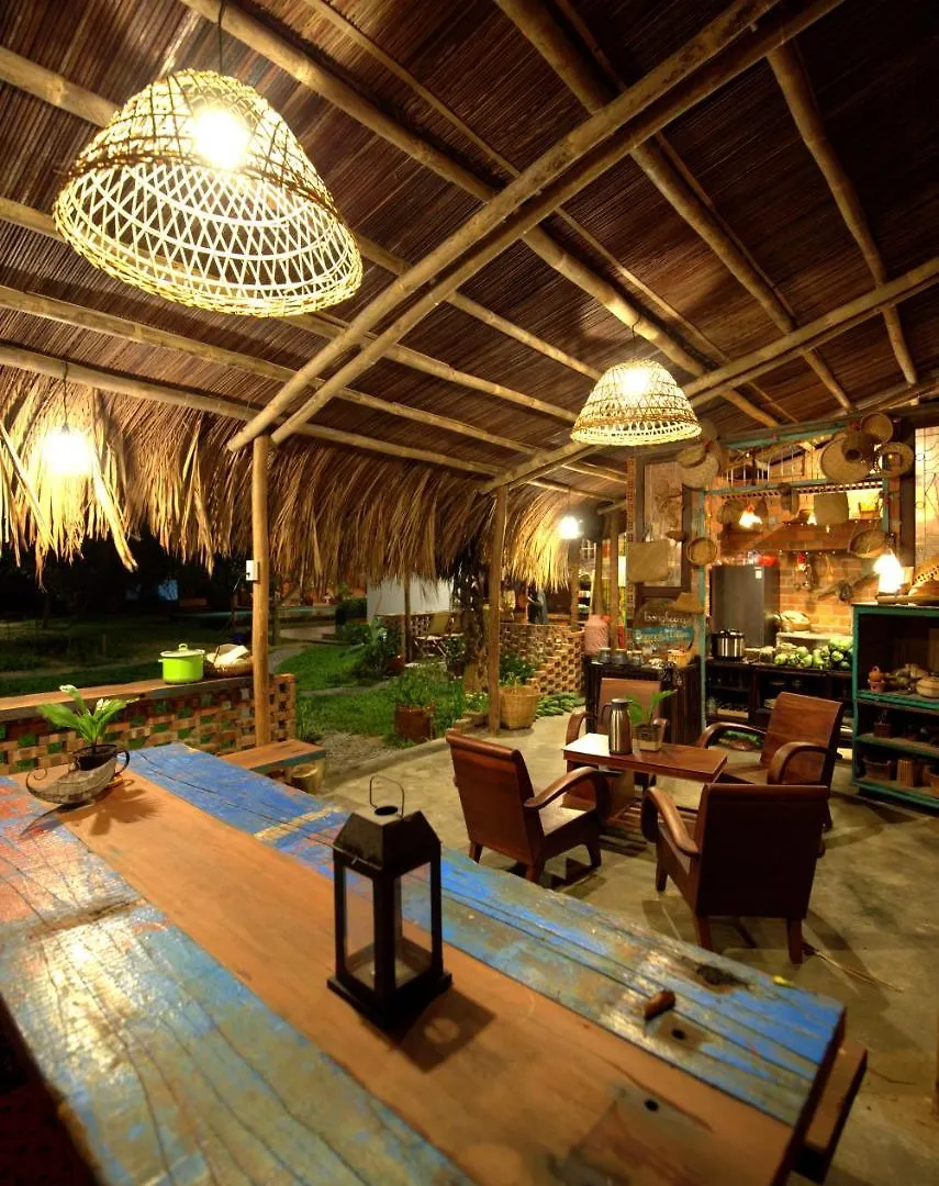 Loongboong Homestay Χόι Αν